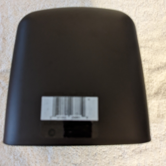 iDesign Bronze Metal Tissue Box Cover - New, Never Used - Picture 5 of 5